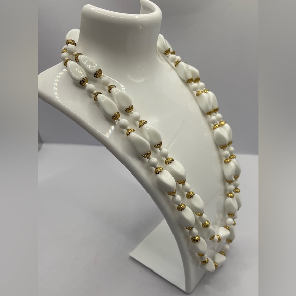 Vintage Double Strand Gold Tone and Shiny White Opaque Beads Necklace - Picture 10 of 10